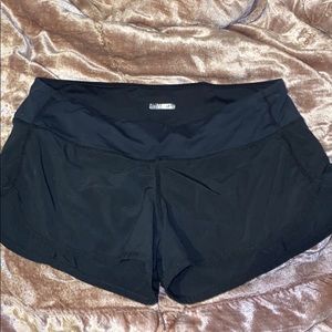 Lululemon speed up 2.5 shorts